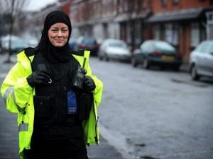 UK Policewoman to Islam